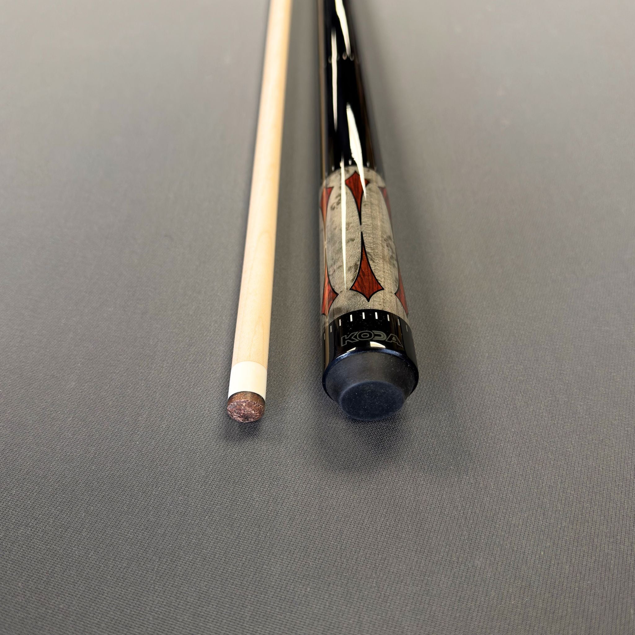 Koda Xcel KD49 Playing Cue