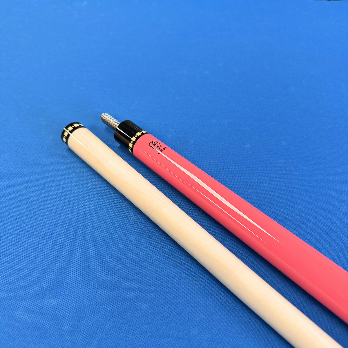 McDermott Lucky Playing Cue - L13