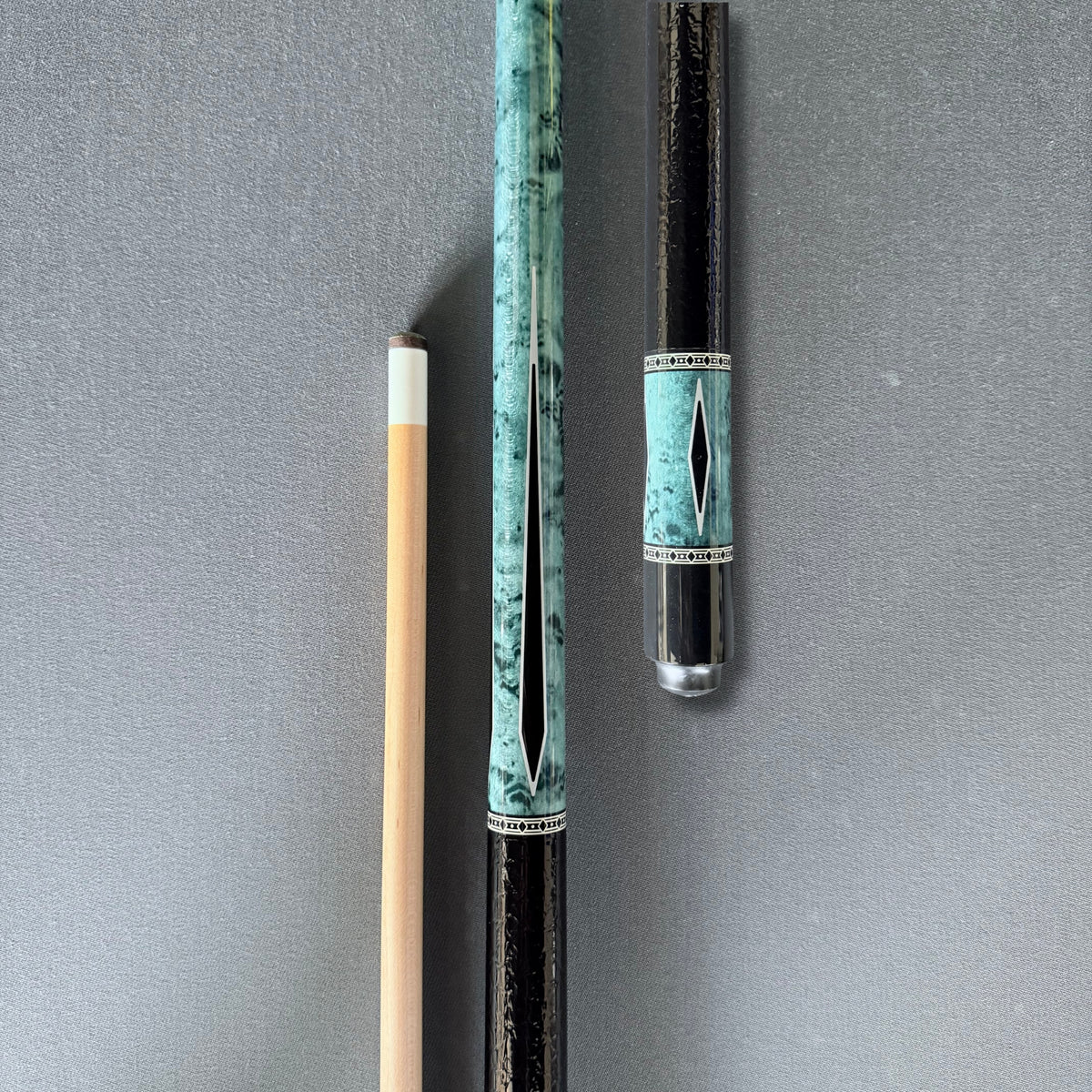 McDermott Cue Lucky L55