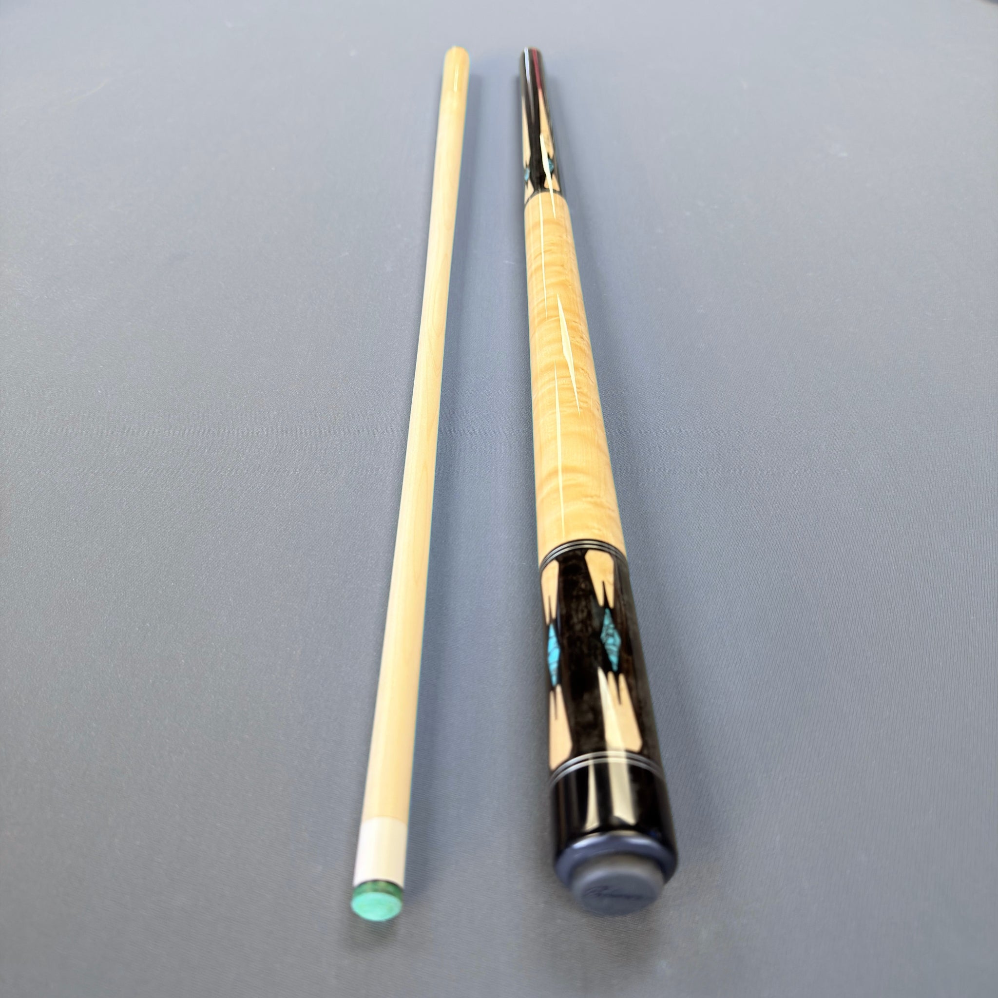 J. Pechauer Playing Cue - P09-R
