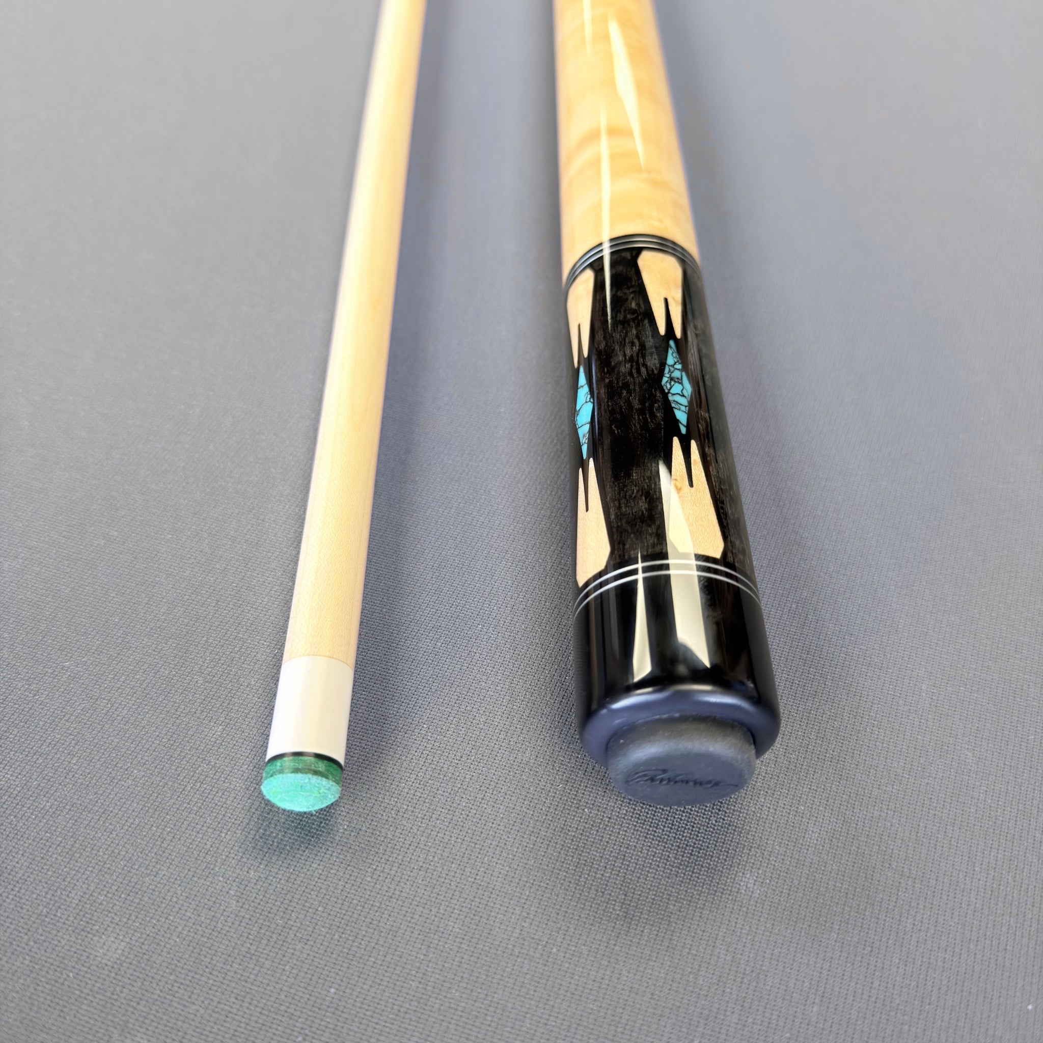 J. Pechauer Playing Cue - P09-R
