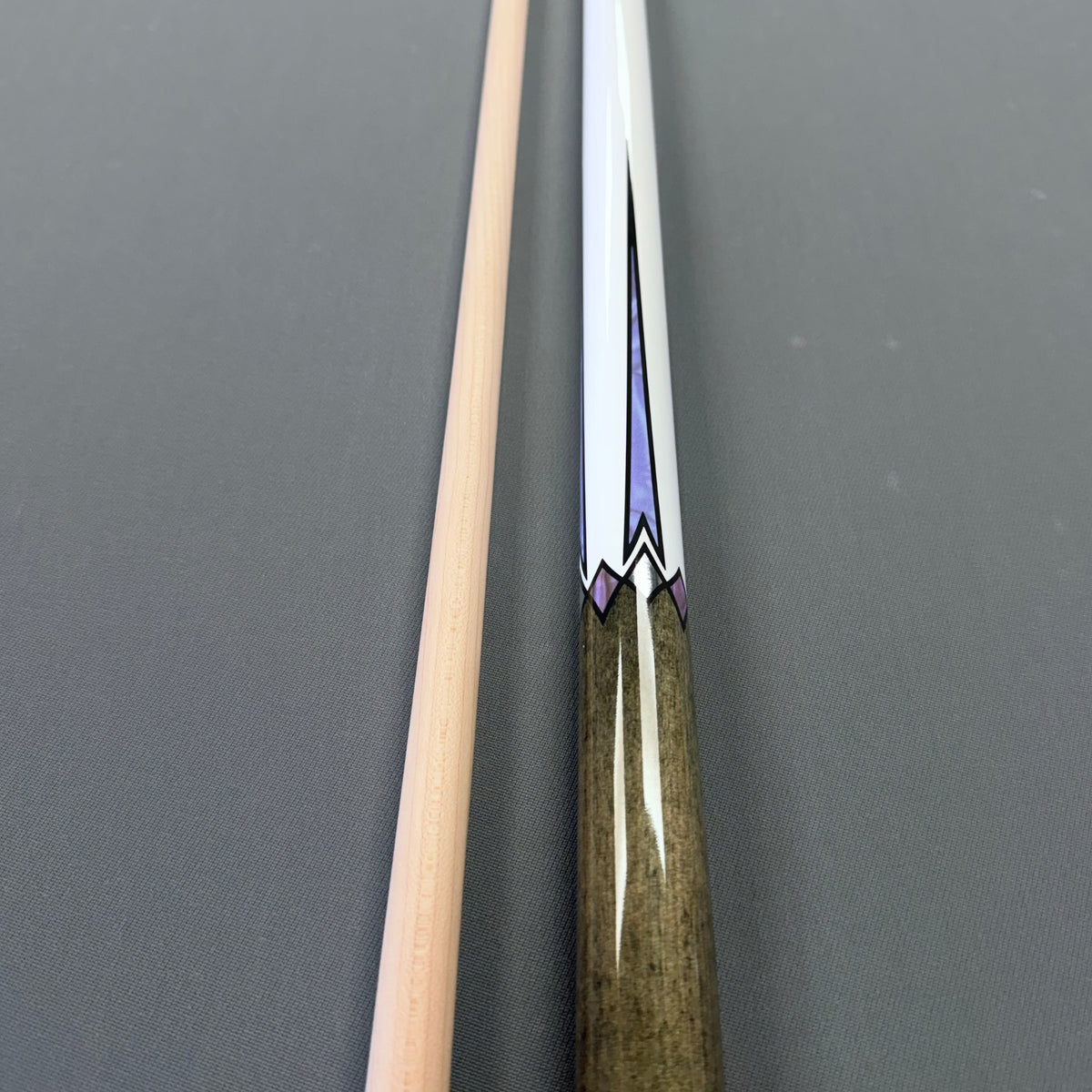 McDermott Lucky Playing Cue - L75