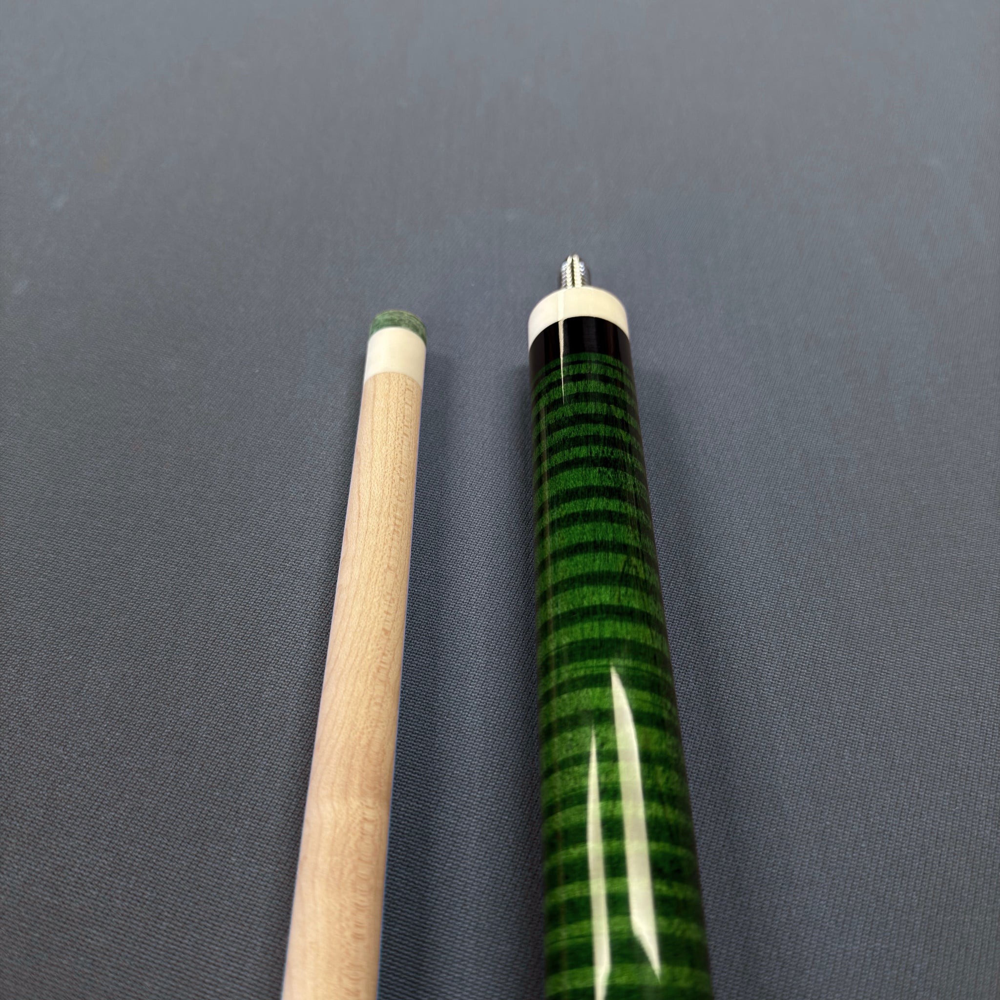 Koda Xcel XC12 Green Playing Cue