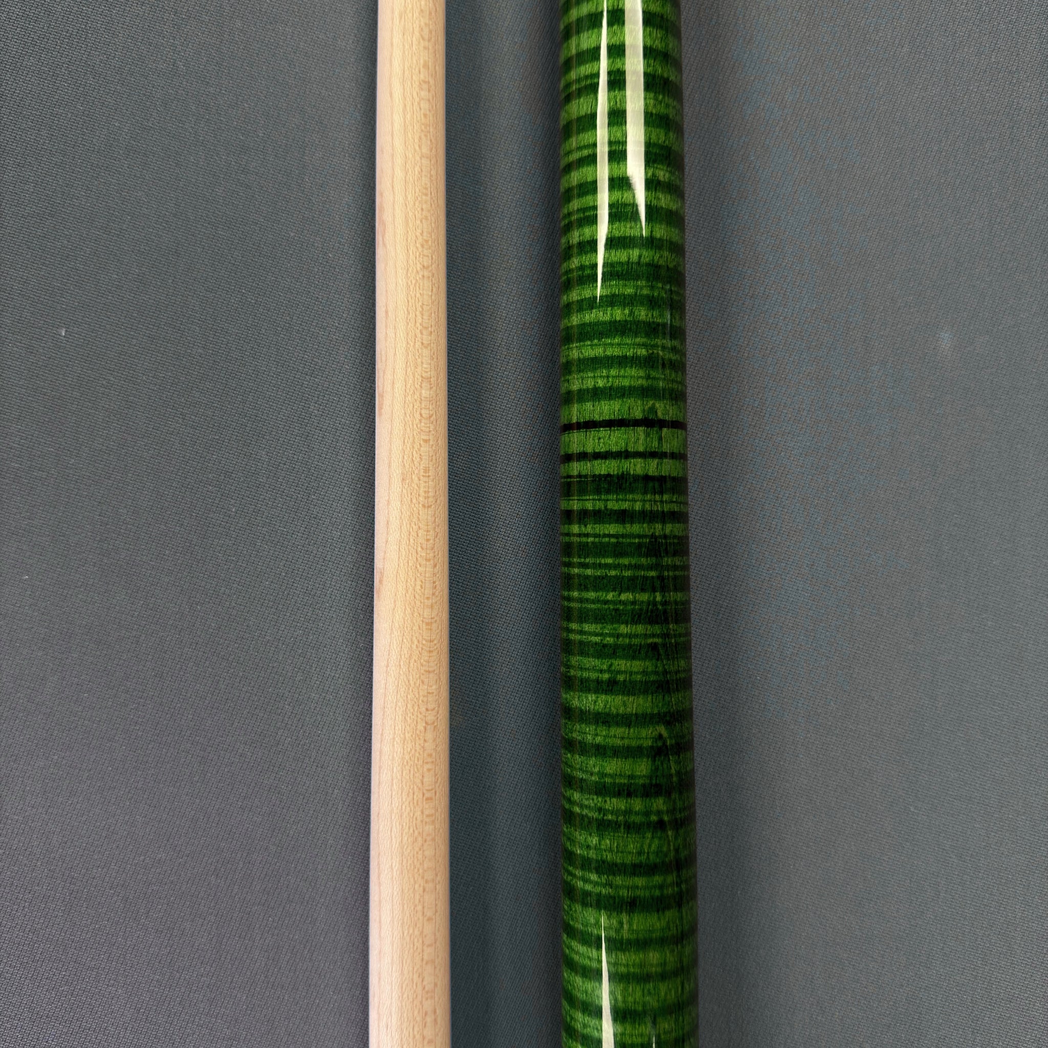 Koda Xcel XC12 Green Playing Cue