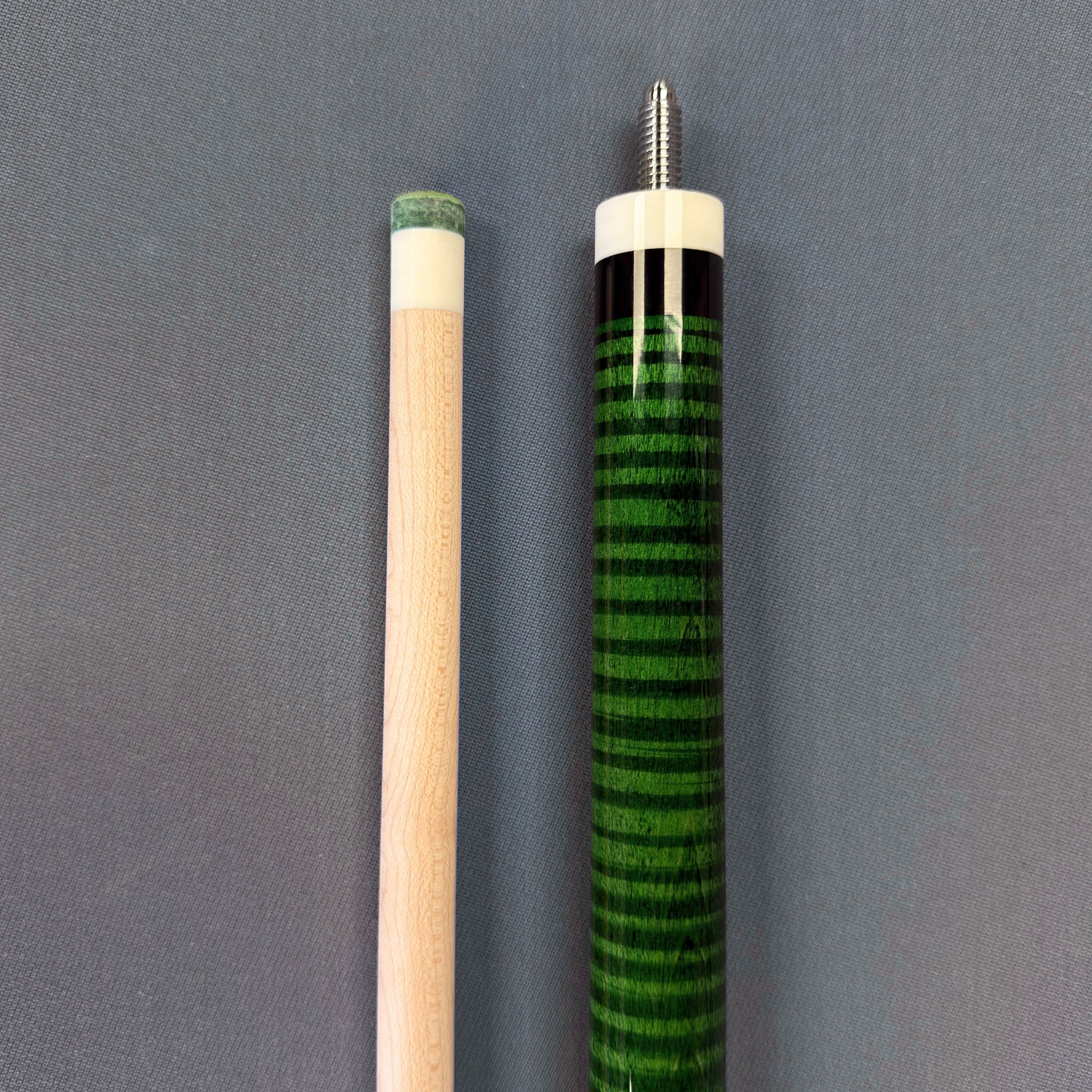 Koda Xcel XC12 Green Playing Cue