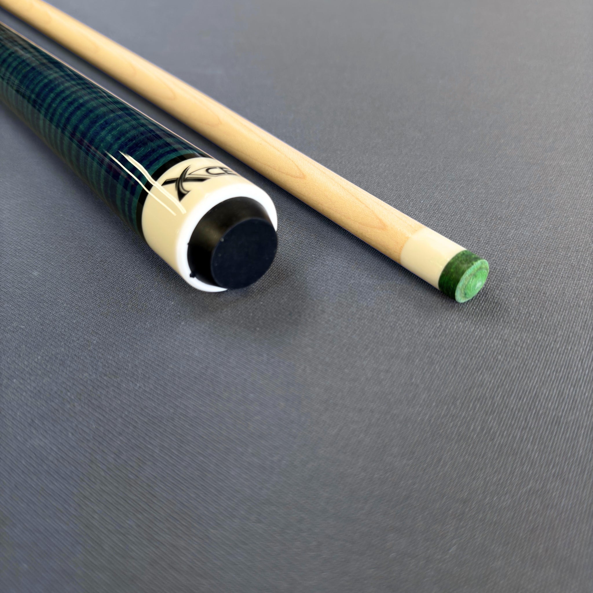 Koda Xcel XC12 Blue Playing Cue