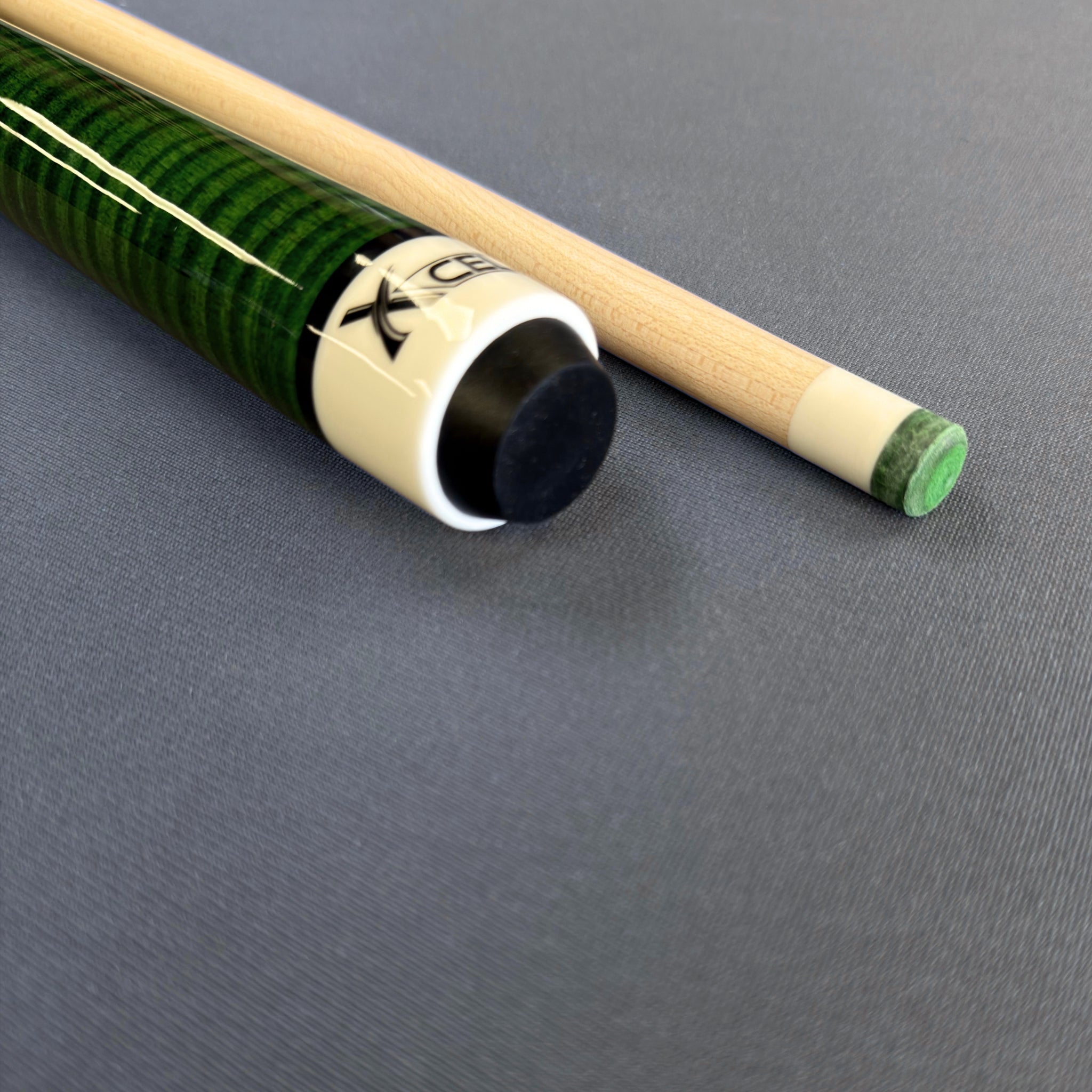 Koda Xcel XC12 Green Playing Cue