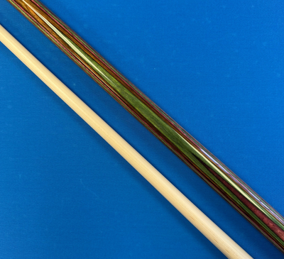 Jacoby Playing Cue - Flat Laminate/ Maroon and Green